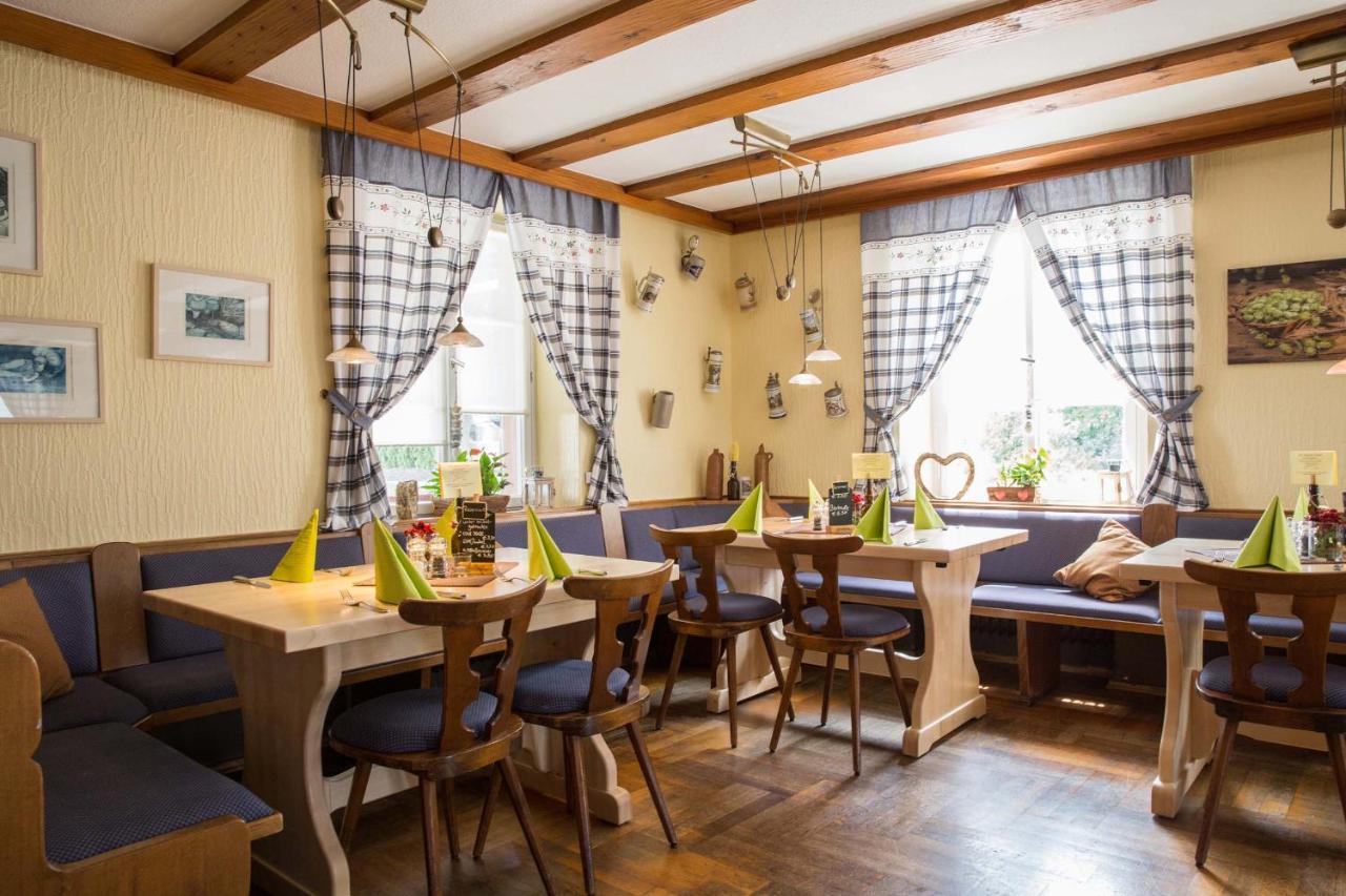 Landgasthof & Brauerei Loewen Sasbach Sasbach  Экстерьер фото